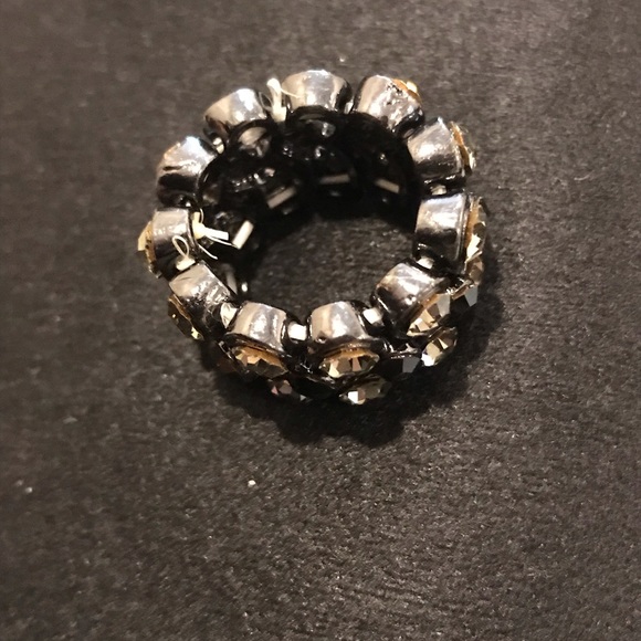 Emmy Ring - Picture 2 of 3